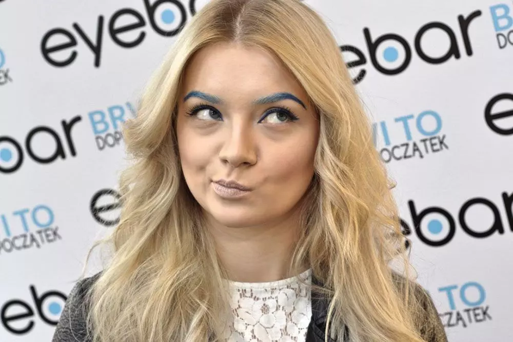 Brwi Ombre. Stylizacja, trendy.