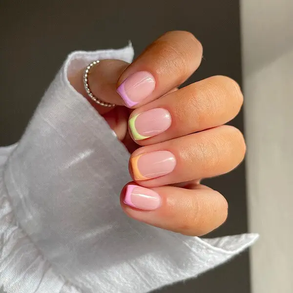 Hybrydowy french manicure