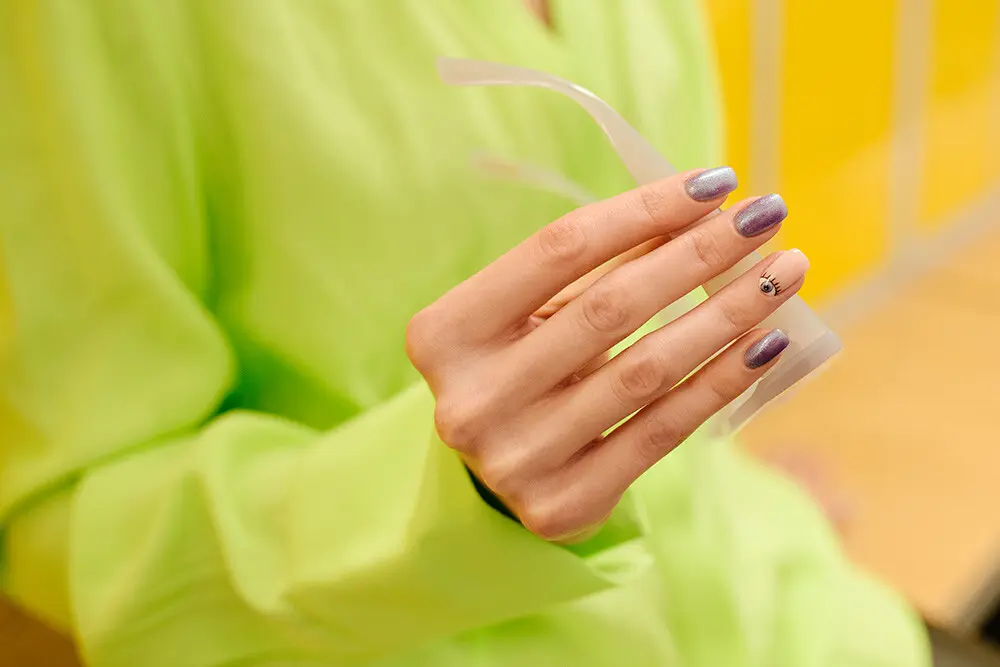 Pastelowy manicure na lato
